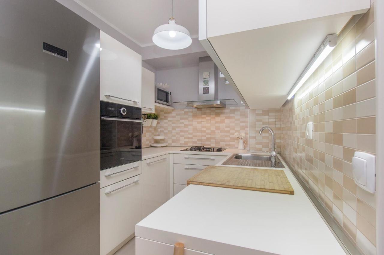 Apartment Sea View Шибеник Екстер'єр фото